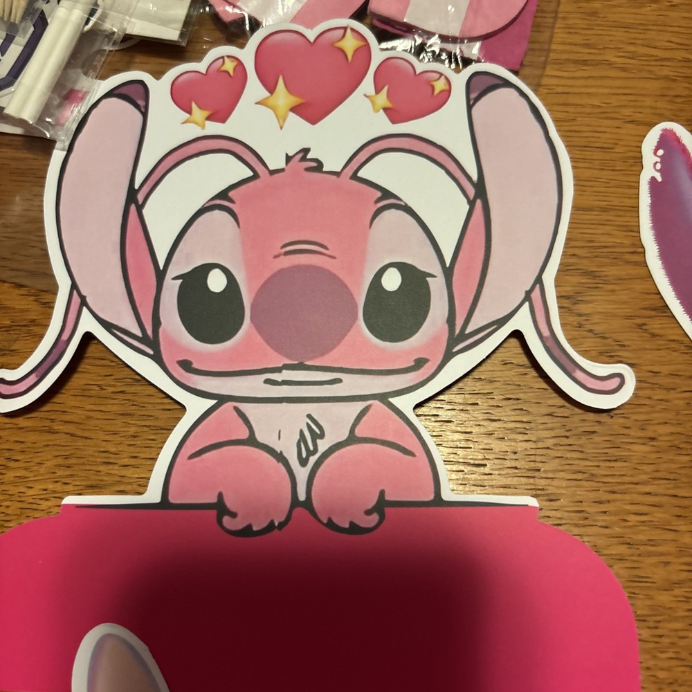 Angel From LILO And Stitch 8 Pcs Honeycomb Table Decorations