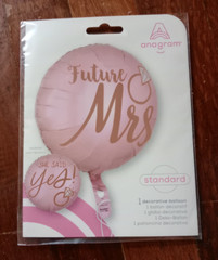 6 Balloon Set including Diamond Ring Foil, Future Mrs Balloons, YAY, Pink heart