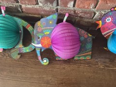 5 VTG 1960S GROOVY HANGING HONEYCOMB ANIMALS PARTY DECOR/NURSERY/CHILD ROOM EUC!