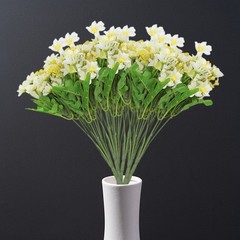 Customizable 28 Heads Silk Daisy Flowers for Beautiful Event Arrangements