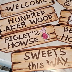 Winnie the Pooh Party decor