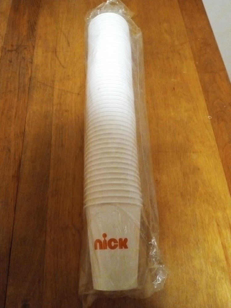 48-Nick Paper Cups Lemonade Day New Very Good Condition