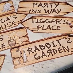 Winnie the Pooh Party decor