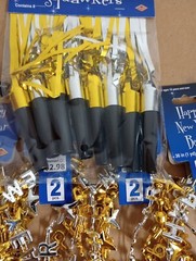 Happy New Year 8 Squawkers With 8 Beads (4 Golden – 4 Silver Color)