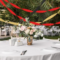 Crepe Paper Streamers 10 Rolls 820 Ft Red Gold Black Decorations