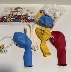 Peanuts Snoopy Charlie Brown Party Banner Balloons Figures Cake Cupcake Toppers
