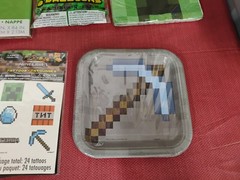 Minecraft Party Kit Supplies – 48 Plates, 16 Napkins, 8 Balloons, 168 Tattoos