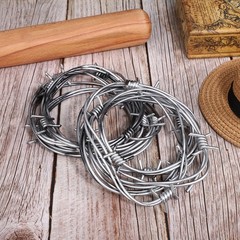 2Pcs Reusable Simulation Barbed Wires for Halloween Scary Party Silver PVC