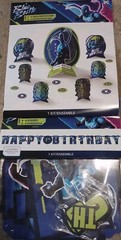 Blue Beetle DC Comics Birthday Party Table Decor, Banner