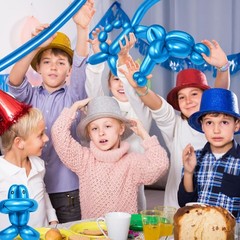 260 Shiny Metallic Blue Twisting Balloons for Party Decorations, 100pcs