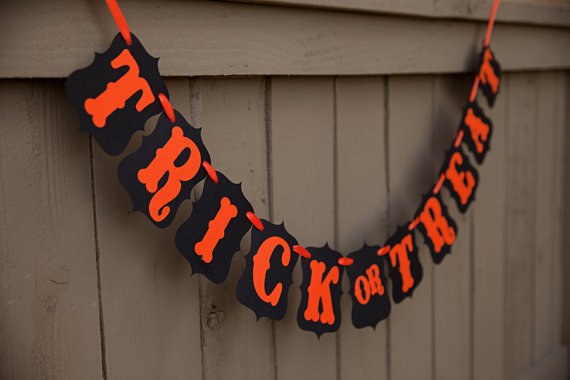 Halloween «Trick or Treat» Banner, Halloween Party Decorations USA Seller