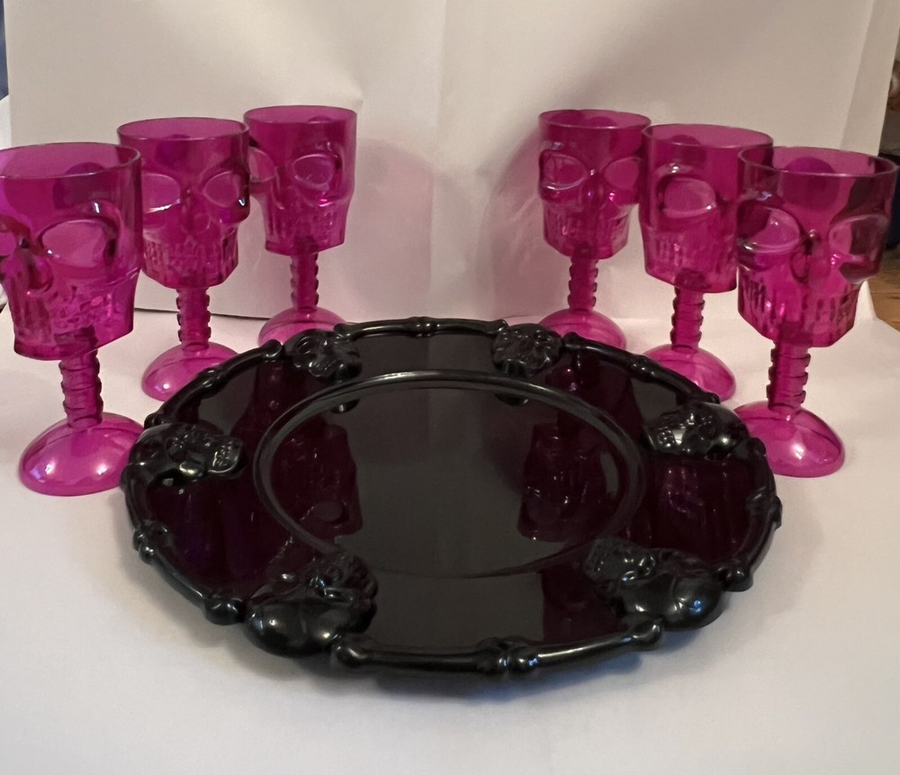 Skull Serving Platter & 6 Ghastly Goblet Cup Glass Plate Purple Halloween Party