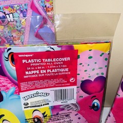 HATCHIMALS Birthday Party Decorations, 2 Tablecover’s & 2 Series 4 Toys NEW
