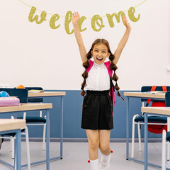 Welcome Gold Glitter Hanging Sign Banner – Reusable Decorations for First Day of