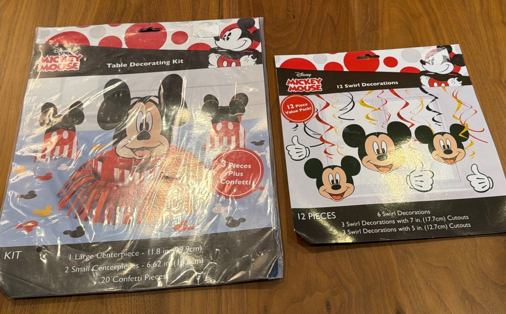 Disney Mickey Mouse Table Decorating Kit 12 Piece Swirl decorations PARTY NEW ✨