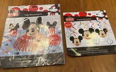 Disney Mickey Mouse Table Decorating Kit 12 Piece Swirl decorations PARTY NEW ✨
