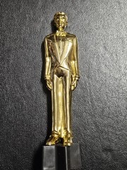 Beistle Awards Night Gold Tone Male Statuette Award Party Prize 2007