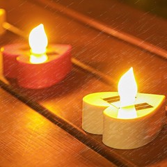 Set of 6 Simulation Candles with Solar Power for Inviting Outdoor Spaces