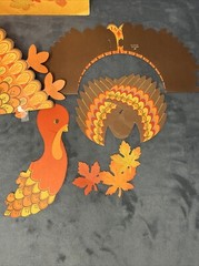 Vintage Hallmark Turkey Thanksgiving Honeycomb Centerpiece See Description**