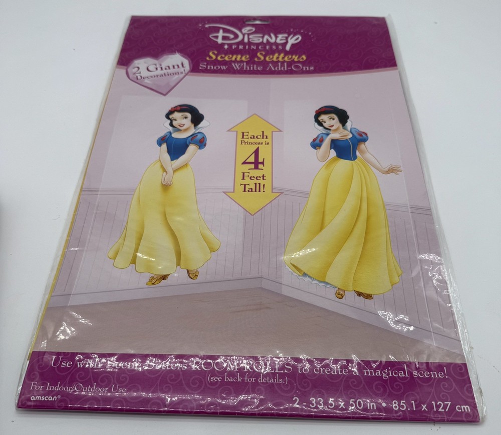 Disney Princesses Snow White Scene Setter Princess Wall Decorations 4’ Tall