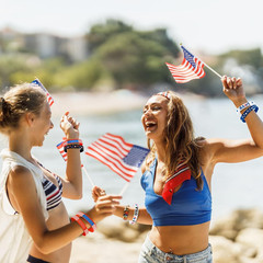 144PCS 4Th/Fourth of July Accessories Party Favors Patriotic Rubber Bracelets