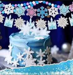 Fanfanwin 5 Pieces Snowflake Happy Decoration For Birthday, Christmas.