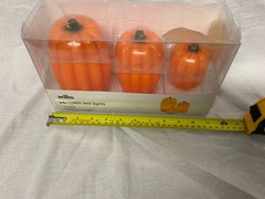 Pumpkin LED indoor lights Wilko Halloween 3 pack (A1 011 )