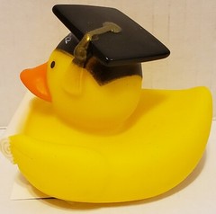 2022 Graduation Rubber Duck With Cap & Tassel Holding Diploma*Yellow*NWT
