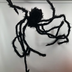Halloween Decor Bat Door Wreath 4’ Furry Spider 2 Door Hanger 5 Paper Lanterns