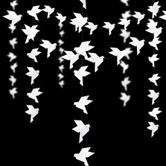 150PCS 10Strings White Origami Paper Doves Garlands for Wedding Party Decorat…