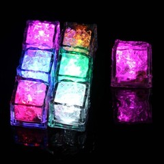 Liquid Flashing Blinking Glowing Light up Ice Cubes for Bar