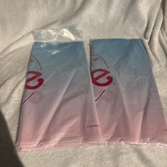 2 Barbie Malibu Beach Birthday Rectangular Plastic Table Cover, 2 Count