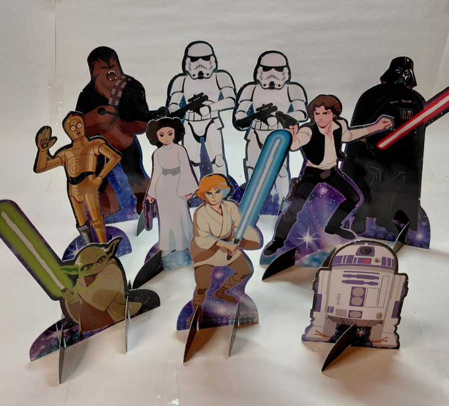 10 piece party Star Wars characters stand-up table centerpieces set