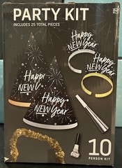Happy New Year Party Kit – 25 Pieces