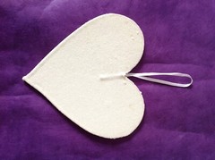 8 PIECES HANGING WHITE GLITTERY HEART DECORATION FOR BIRTHDAY WEDDING PARTIES
