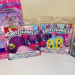 HATCHIMALS Birthday Party Decorations, 2 Tablecover’s & 2 Series 4 Toys NEW