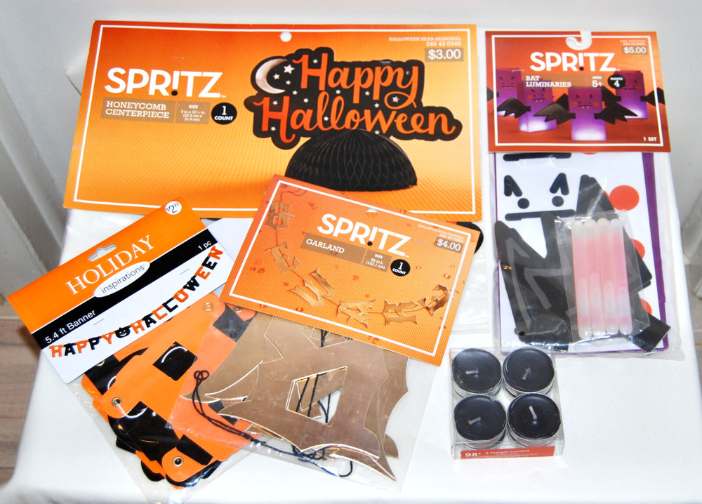 Lot of 5 Misc Halloween Decor with Centerpiece Candles 2 Banners & Luminaries