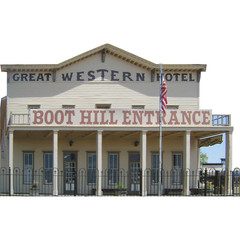H13729 Dodge City Kansas Boot Hill Museum History Cardboard Cutout Standee Stand