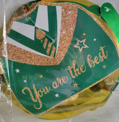 98 PIECES GRADUATION PARTY DECORATIONS CARDBOARD WITH GREEN AND YELLOW FOILS