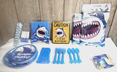 WERNNSAI: BIRTHDAY PARTY LOT, SHARK, Lot of 12 different items, 143 pcs, NEW