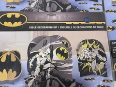 LOT OF 7 NEW DC Comics – Batman Table Decorating Kit – 3 Pieces Plus Confetti