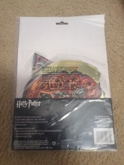 HARRY POTTER Hogwarts Houses ROOM DECORATING KIT (7pc) ~ Birthday Party Supplies