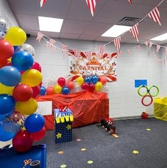 Pennant Banners, Reusable Polyester Cloth Flags for Red & White Striped