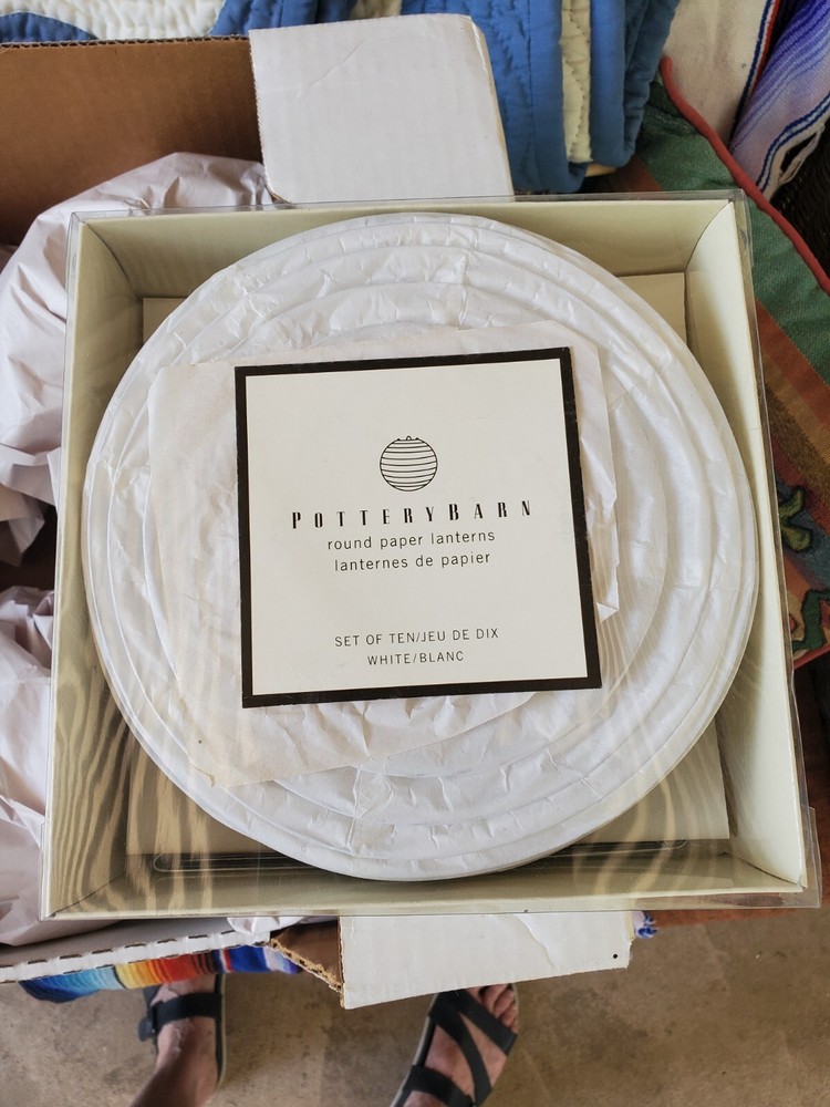 NIB Pottery Barn Plain White Round Wire Paper Lanterns Set of 10