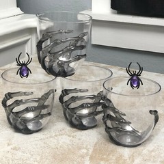 Spooky Skeleton Hand Wine Plastic Tumblers Set of 4 Glasses Halloween Party