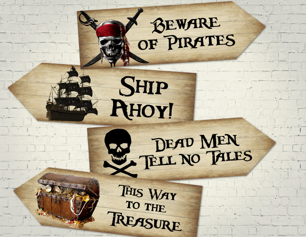 Set of 4 Pirate Large Party Decoration Arrows