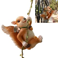 Lifelike Squirrel Eye-catching Garden Art Indoor Outdoor Display For Balcony