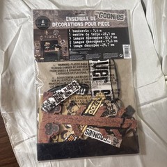 The Goonies 8pc Treasure Room Decorating Kit Halloween/Birthday Party New