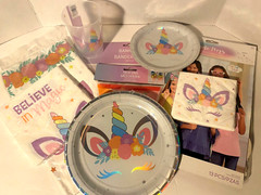 Unicorn Birthday Party 9 Piece Kit (Deco/Tableware) See description for contents