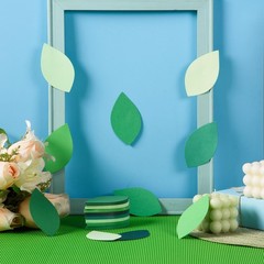 200 PCS Paper Leaf Cutouts 4 Inch Green Leaves Shapes Bulletin Board Decor